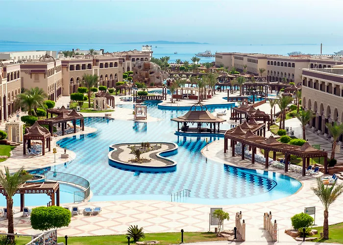 Sunrise Mamlouk Palace Resort 5*